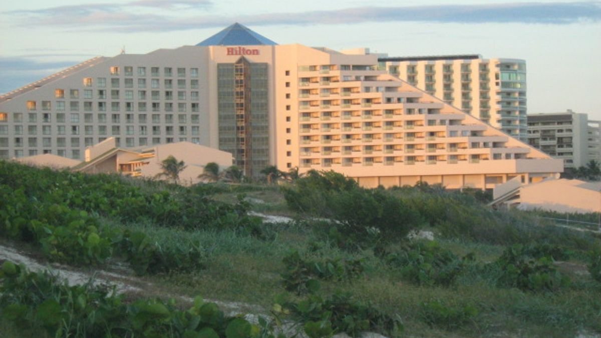 Hilton Cancun Golf & Spa Resort viewed from Playa Delfines lookout, Cancun Mexico