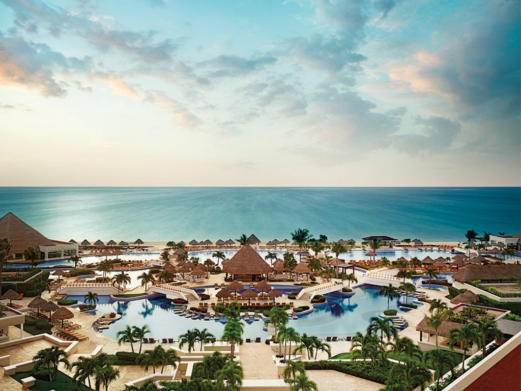 Moon Palace Golf and Spa Resort grounds in Cancun