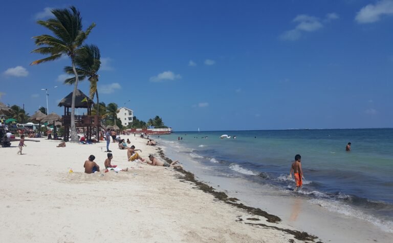 Public beach in the Cancún Hotel Zone, Quintana Roo, Mexico