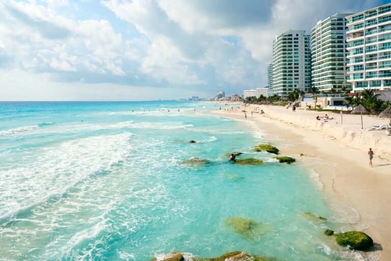 Scene in the Cancún Hotel Zone, Quintana Roo, Mexico